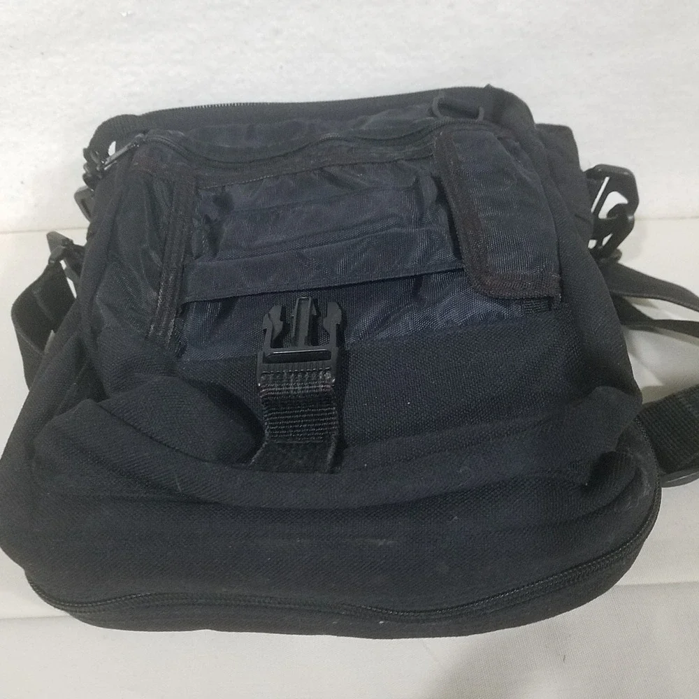 Black‎ Messenger Bag Crossbody multipocket The Walking Co Certified Walking Gear